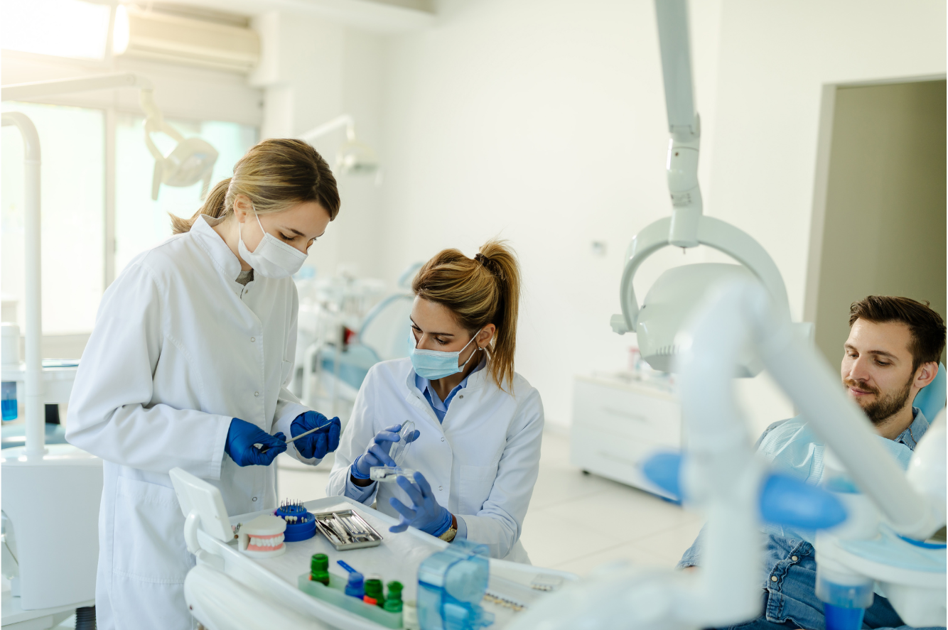 Imagen para Especialidades después de la carrera de odontología